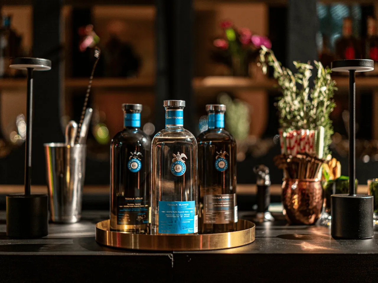 Torre de copas de champán